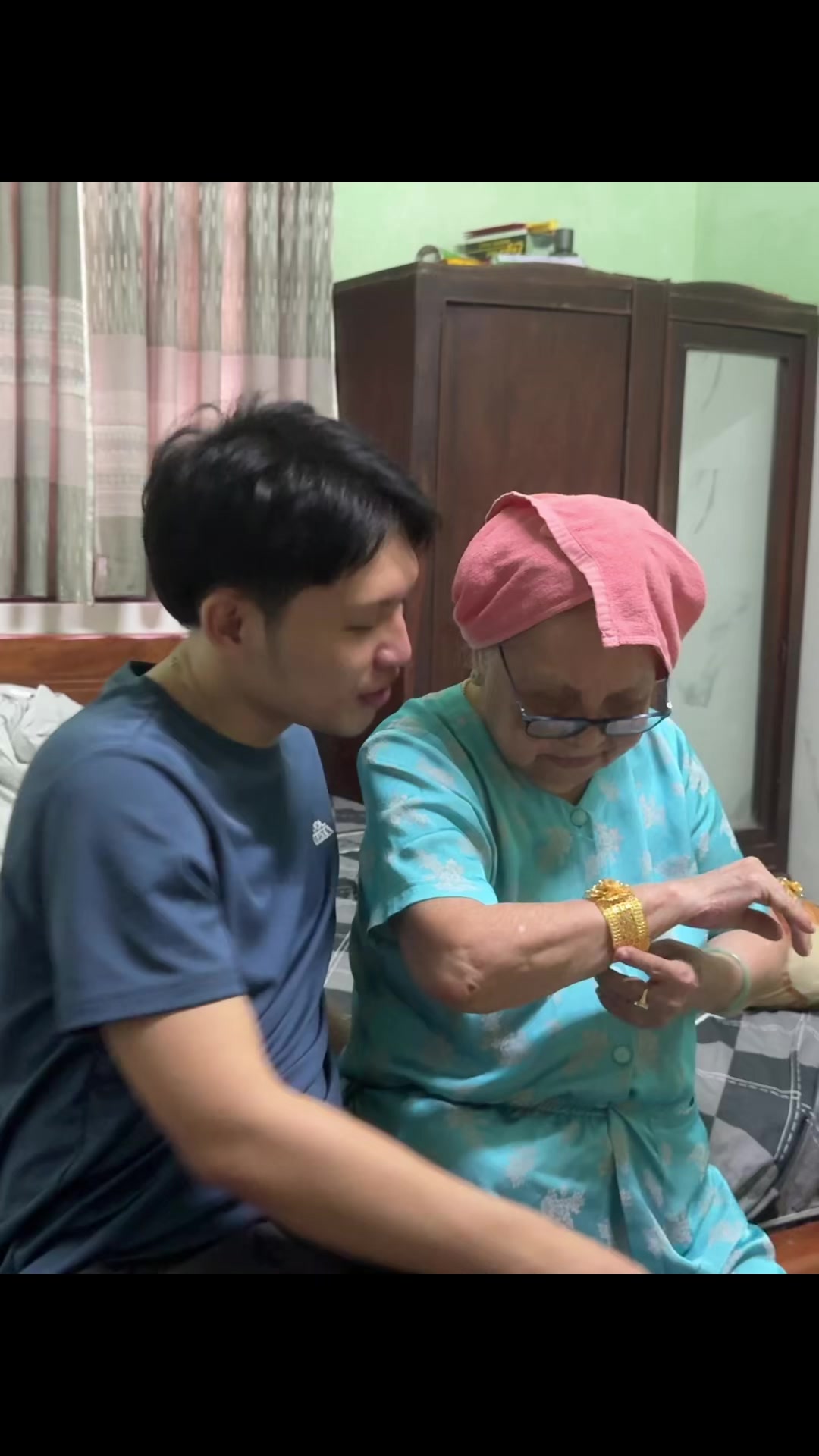 @Nguyễn Hồng Thủy
