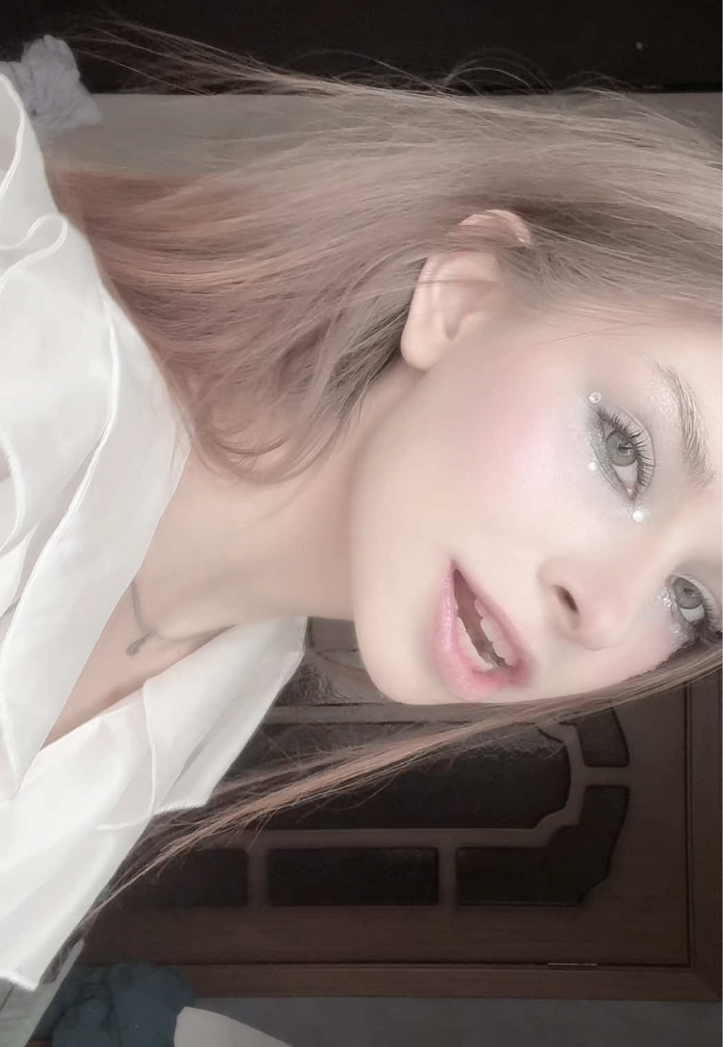 @<333*