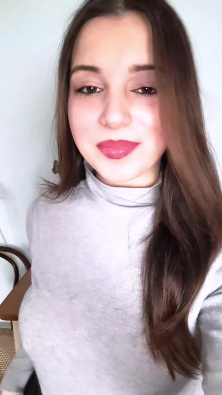 @🦦