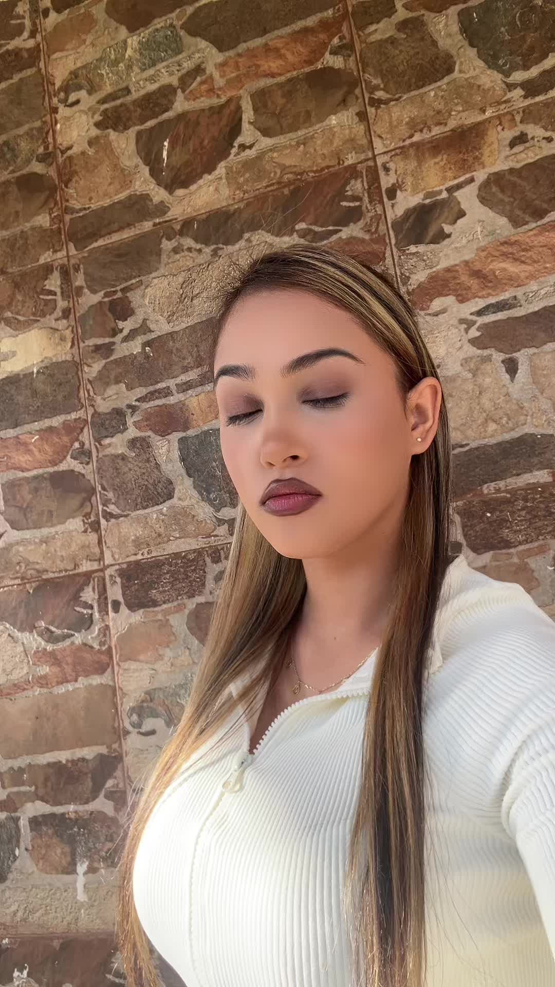 @D
