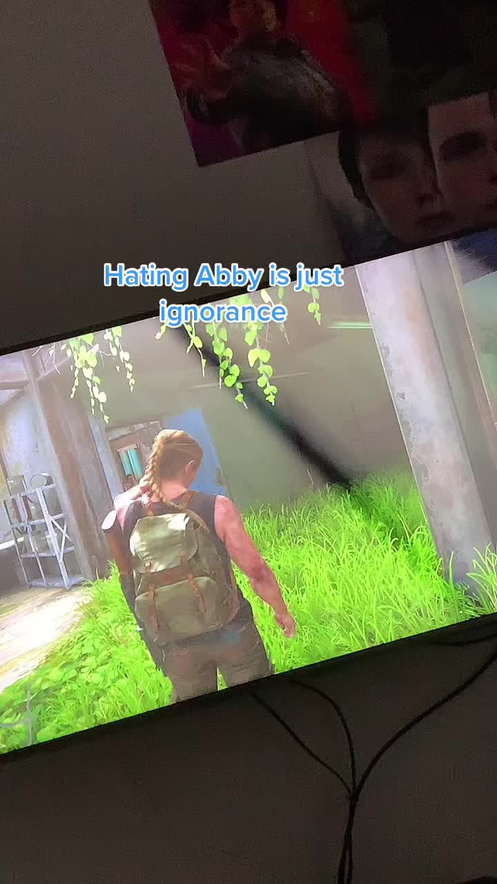 @😐