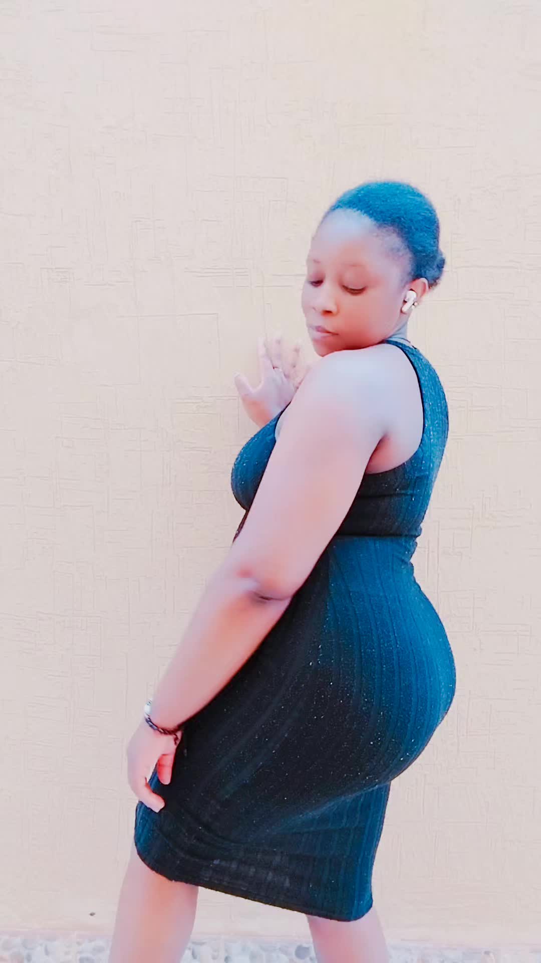 @Becky wanjiru