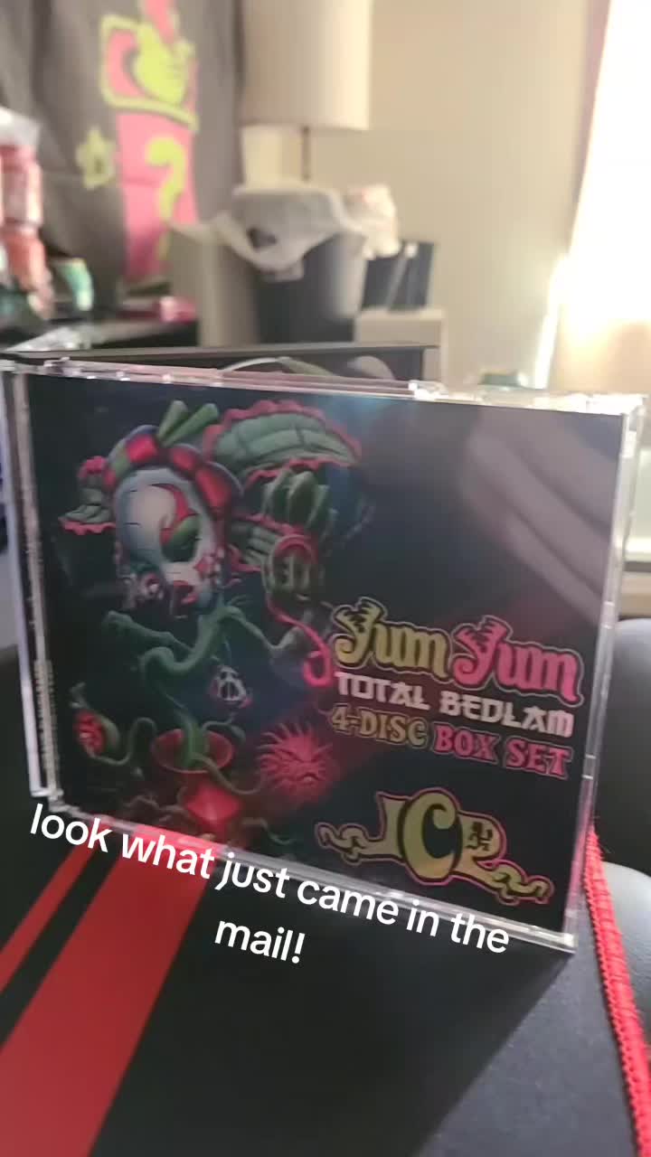 @Chewy