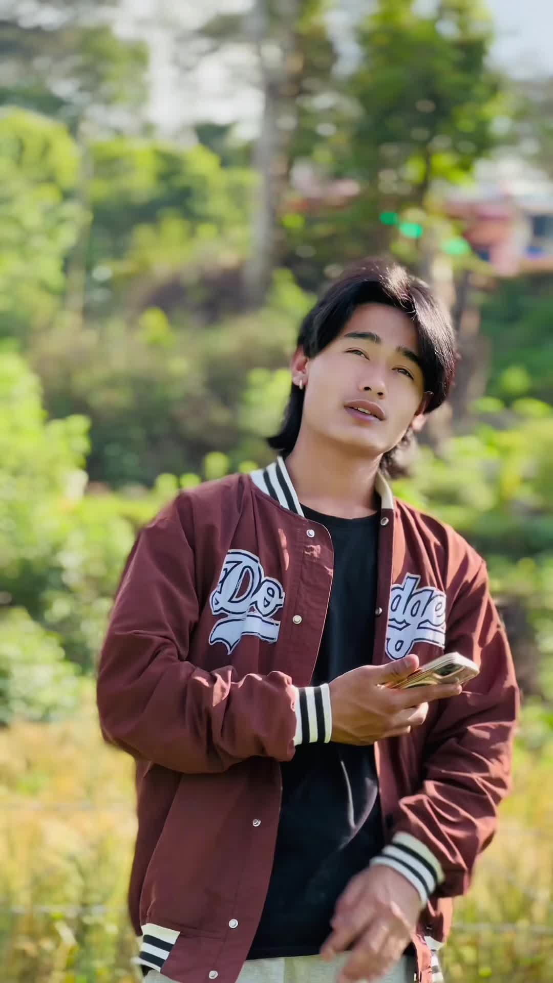 @MR_CHYANGBA😚