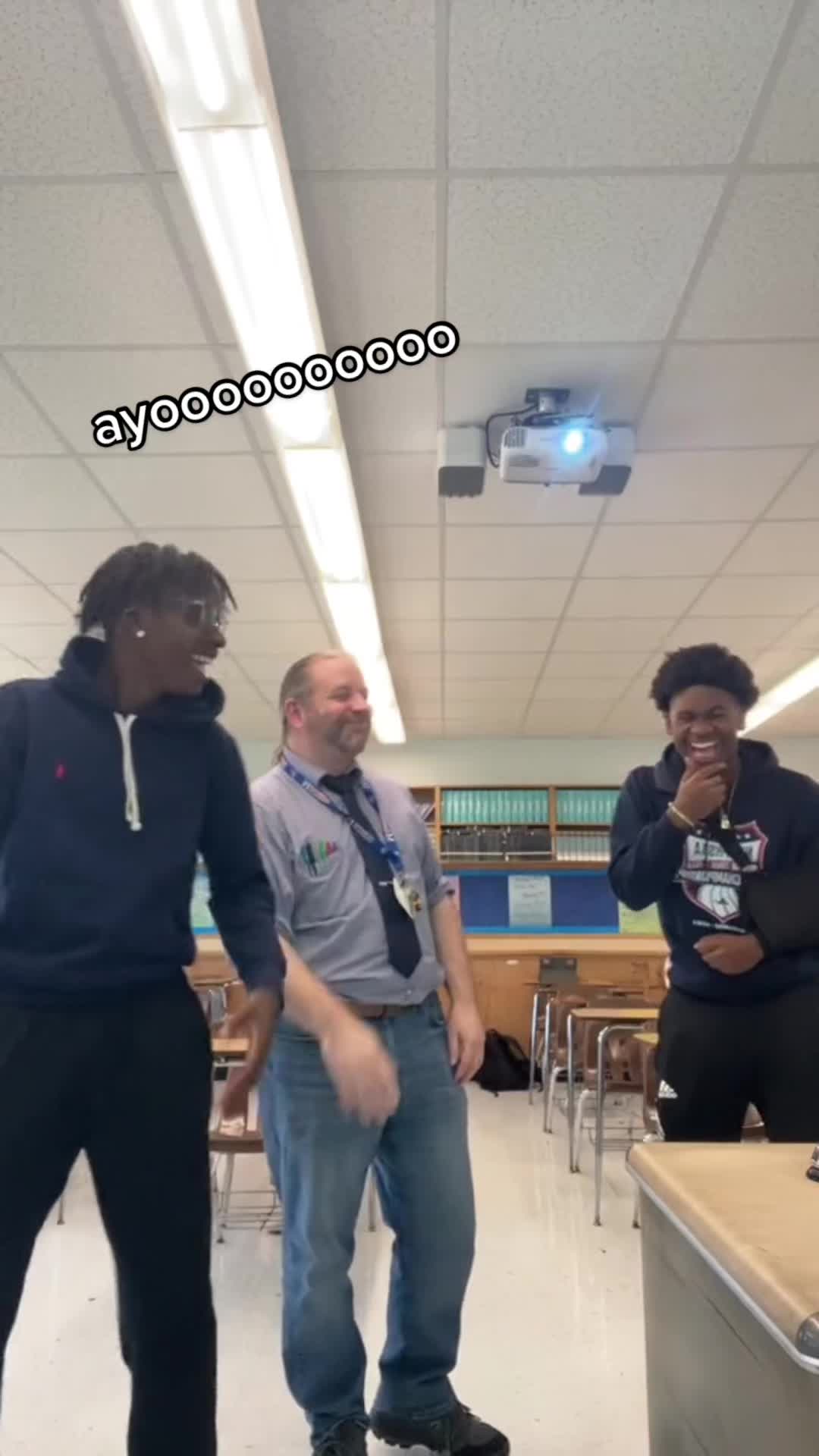 @🥺