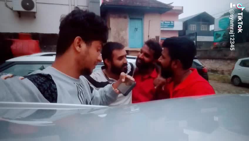 @അരകിറുക്കൻ