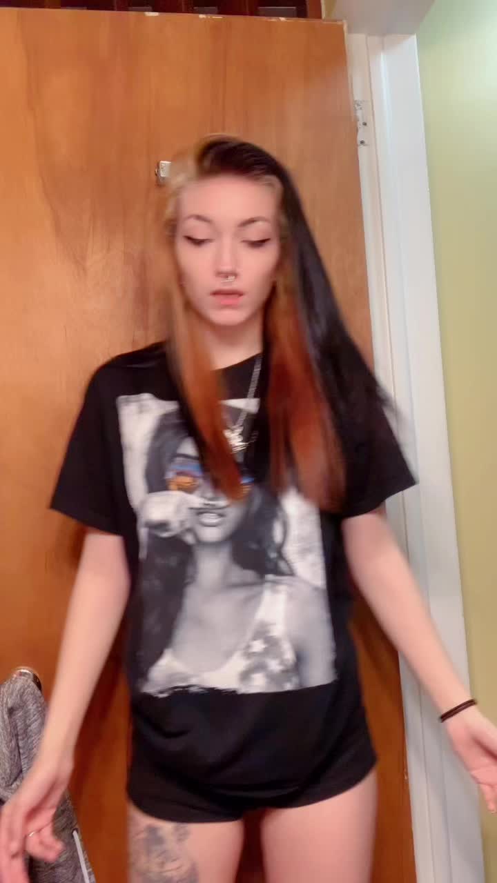 @Its_Queen_reaper