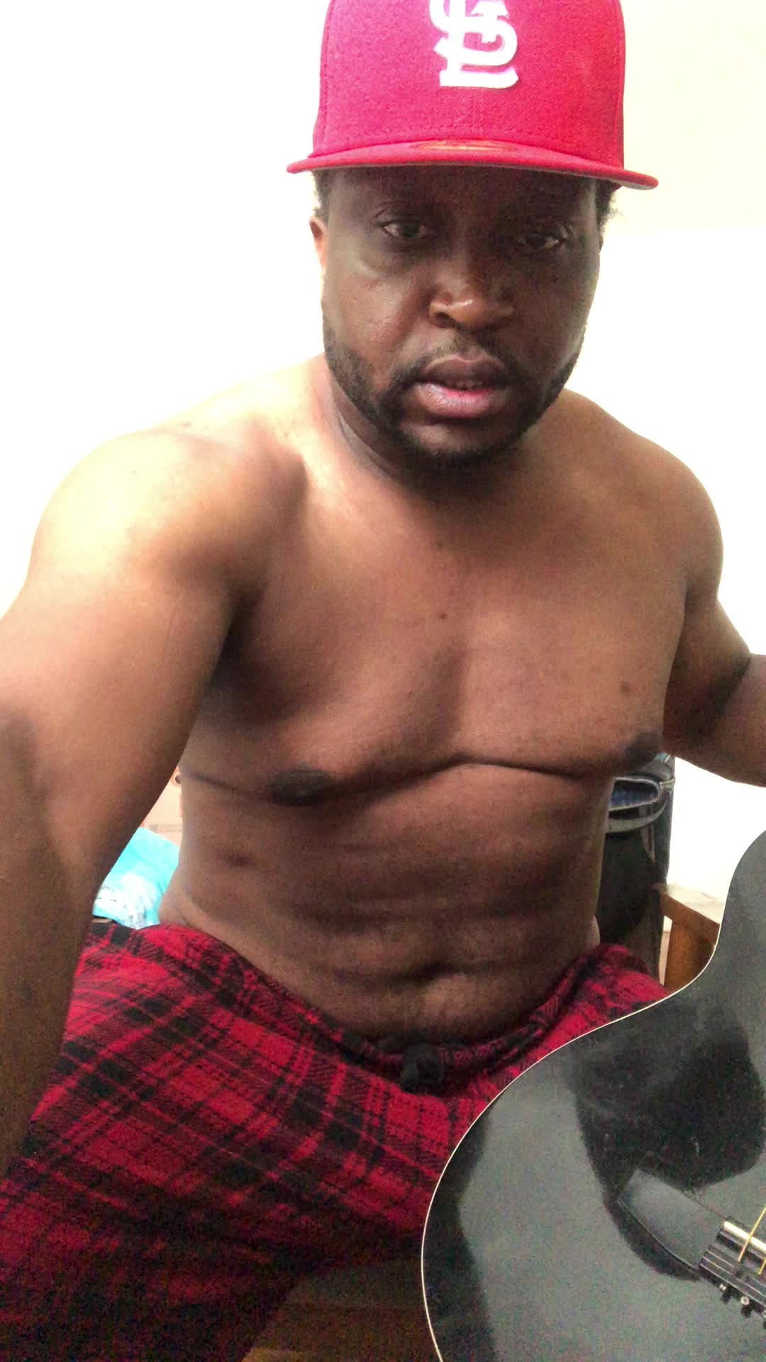 @Roni M.