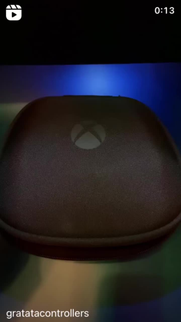 @Gratata Controllers