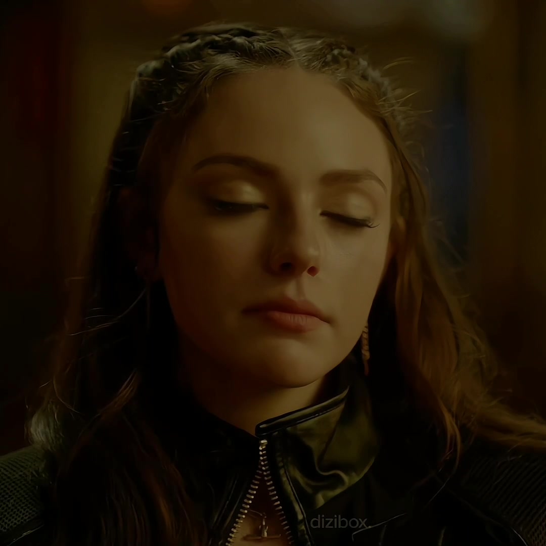 @🧛&zwj;♀️