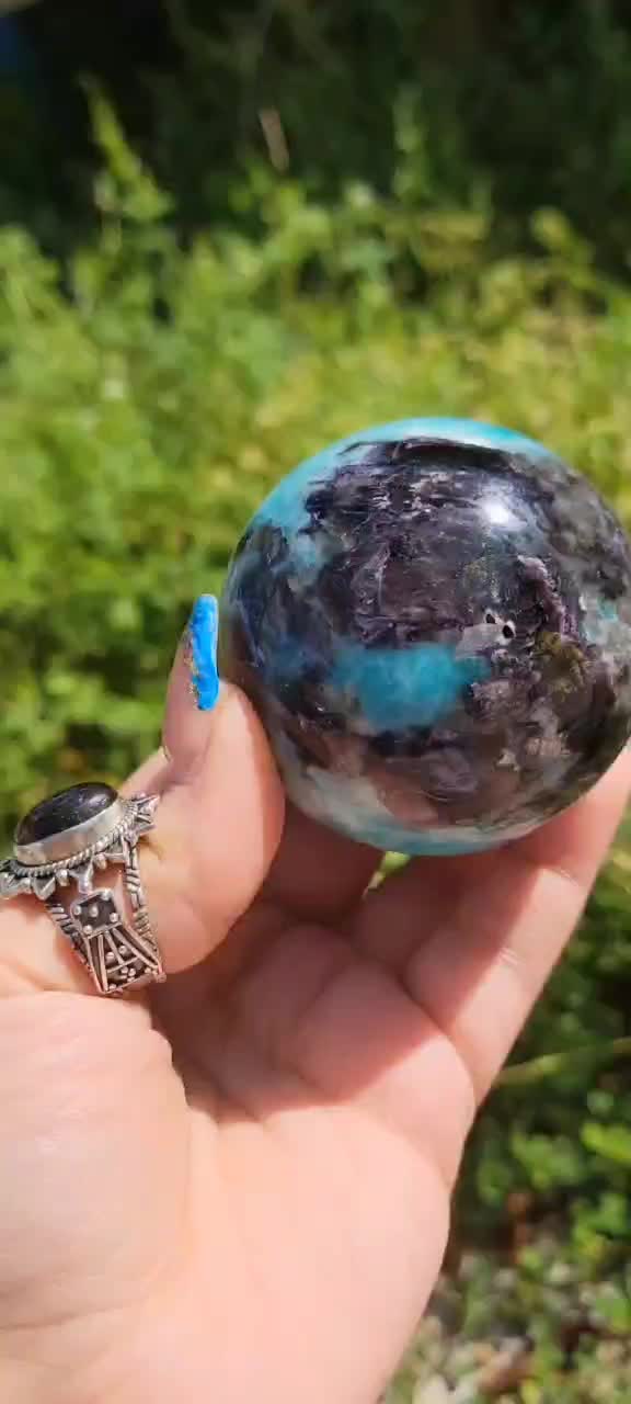 @lovelylunargems