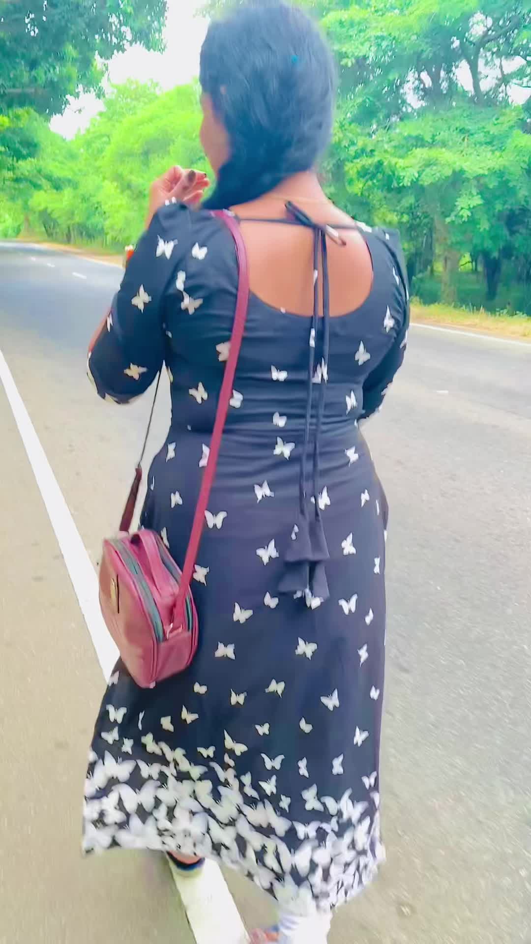 @Nikshi Ammu 🦋👑💫