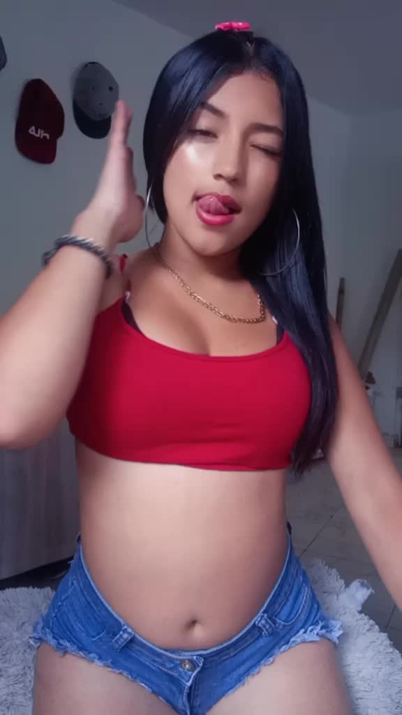 @Viviana🍒