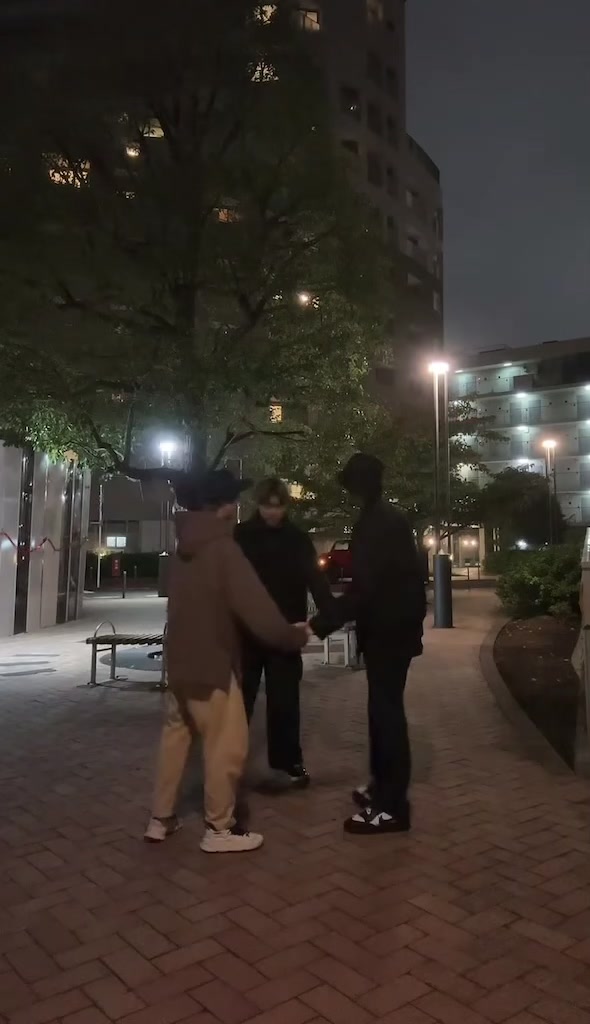 @たくいくん