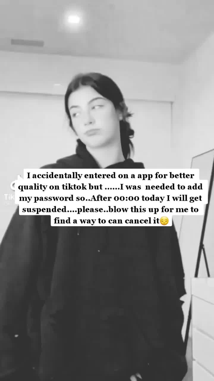 @charli noticed 0&times;