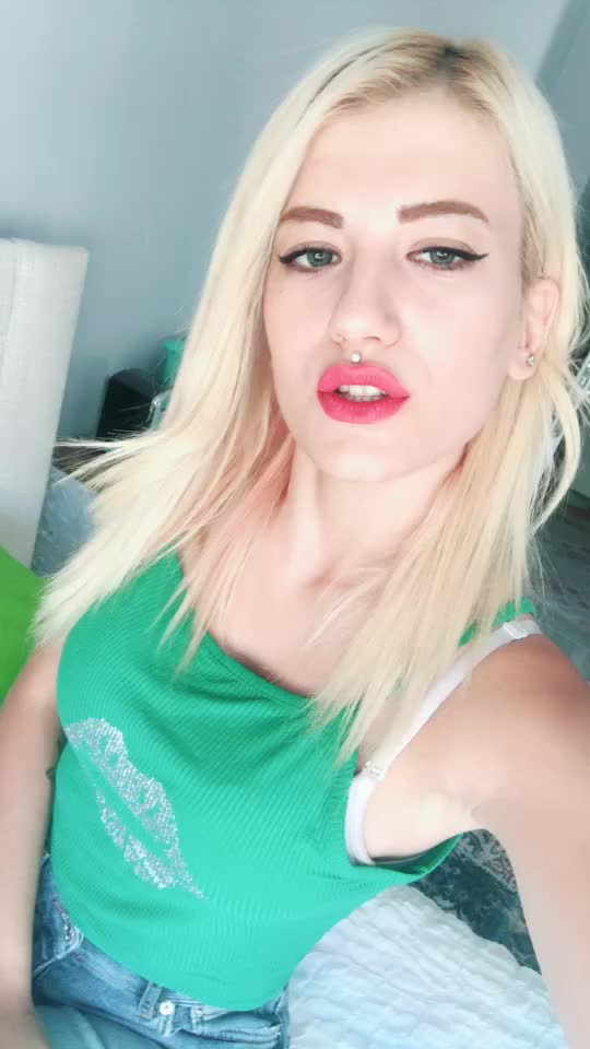 @ayseerklc