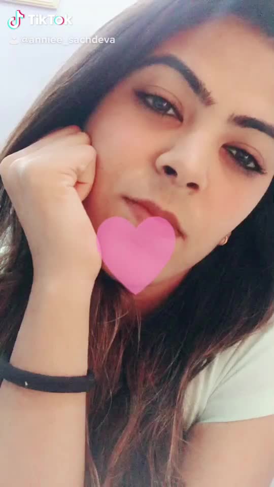 @anniee_sachdeva