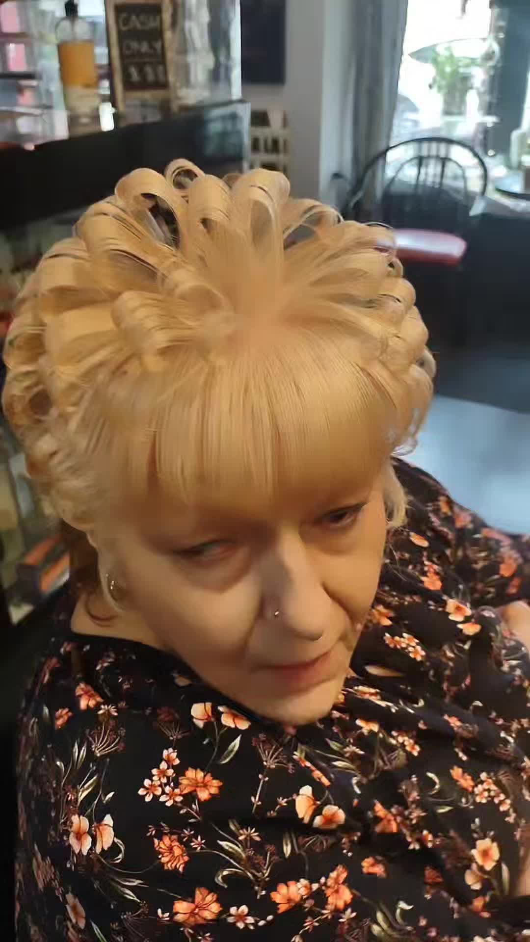 @Lisa's Hairzone
