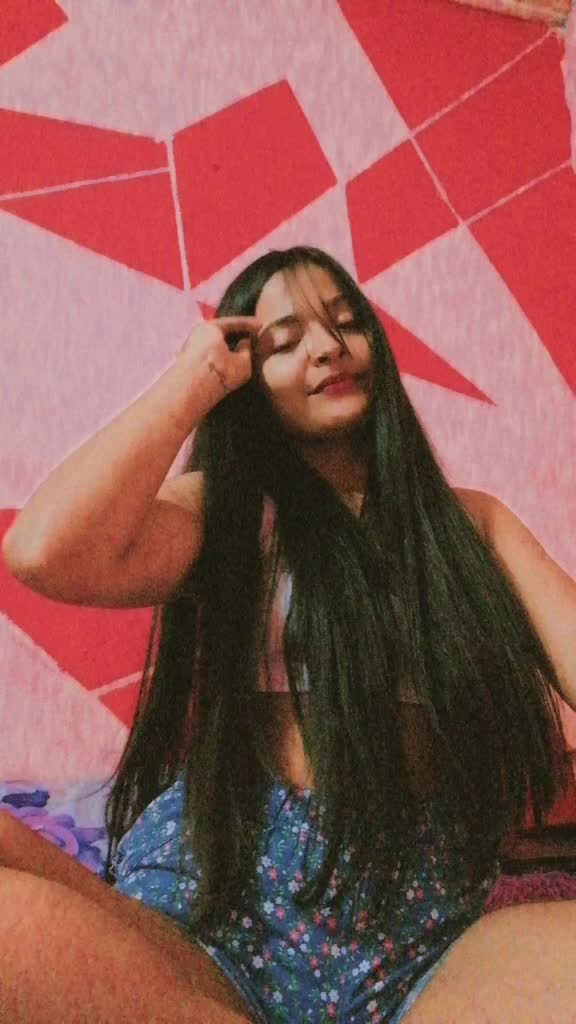 @Clau✨