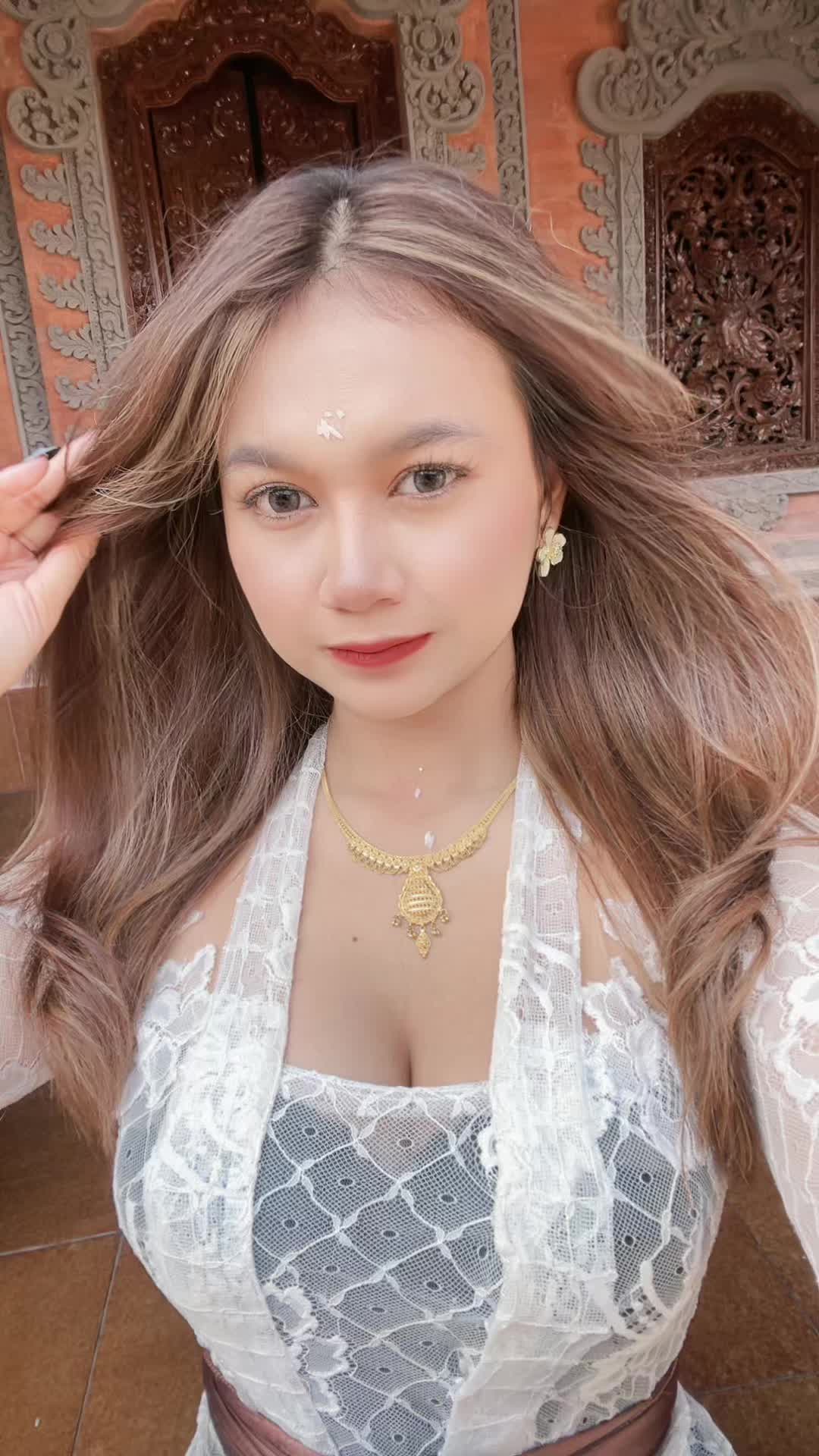 @mayyracantik