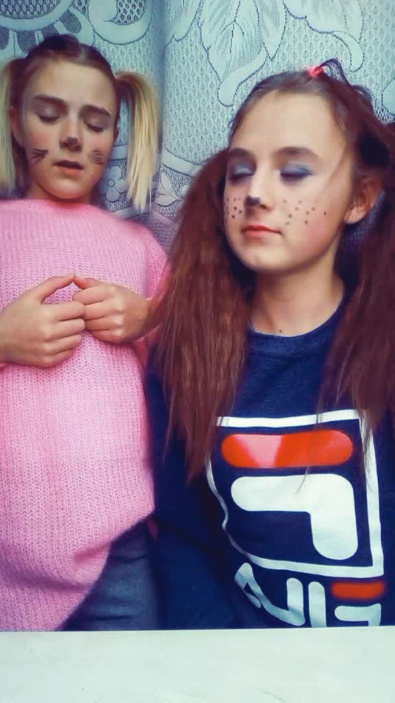 @Алина_Юля