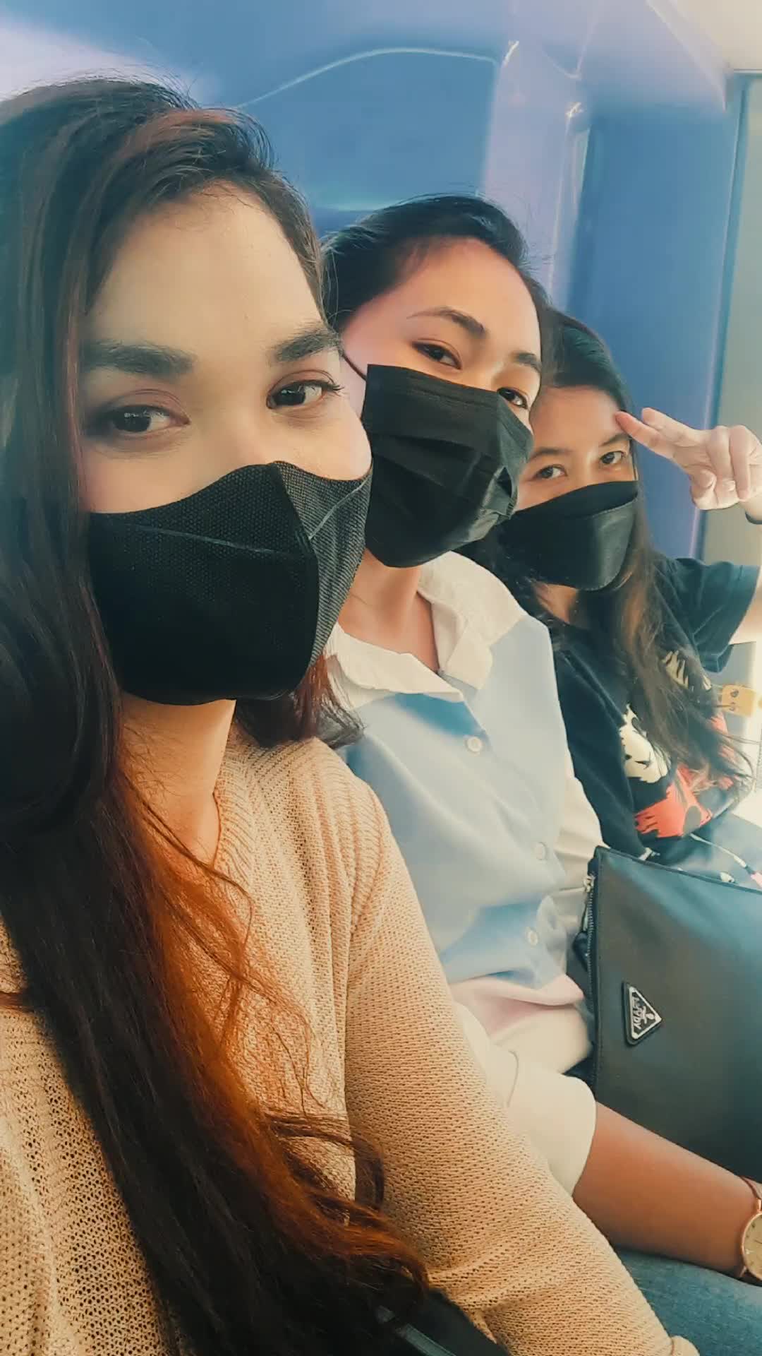 @yaninya anantaku