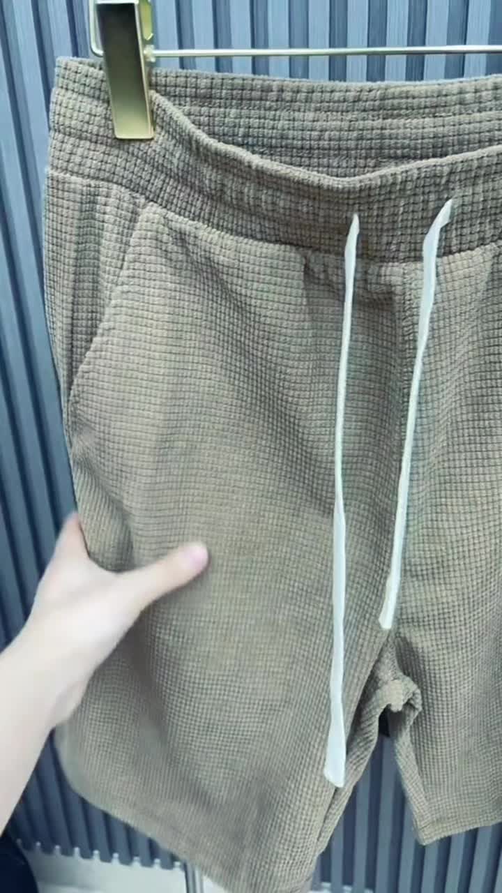 @Men&rsquo;s T-shirt