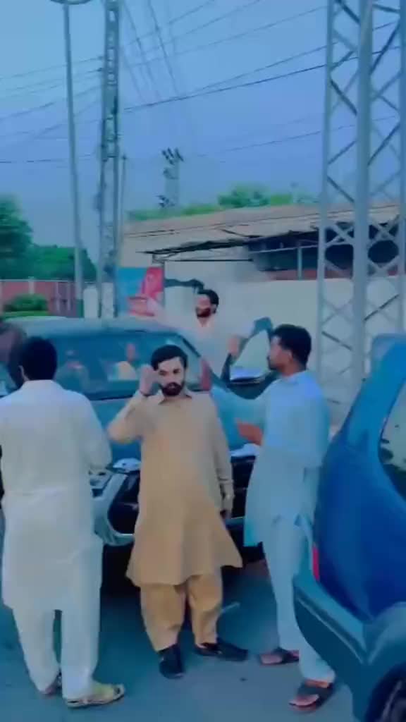 @khaber qureshi