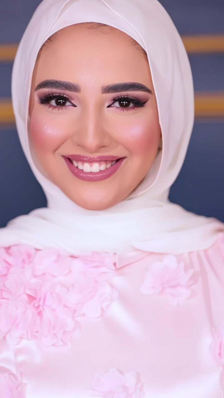 @Esraa makeup artist