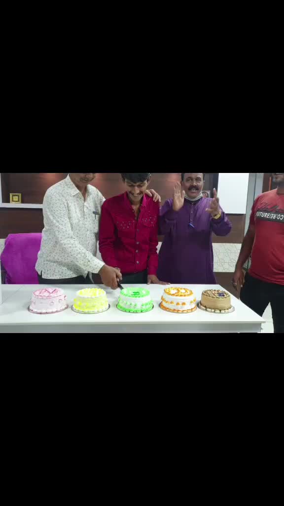 @noughty_boy_hiren