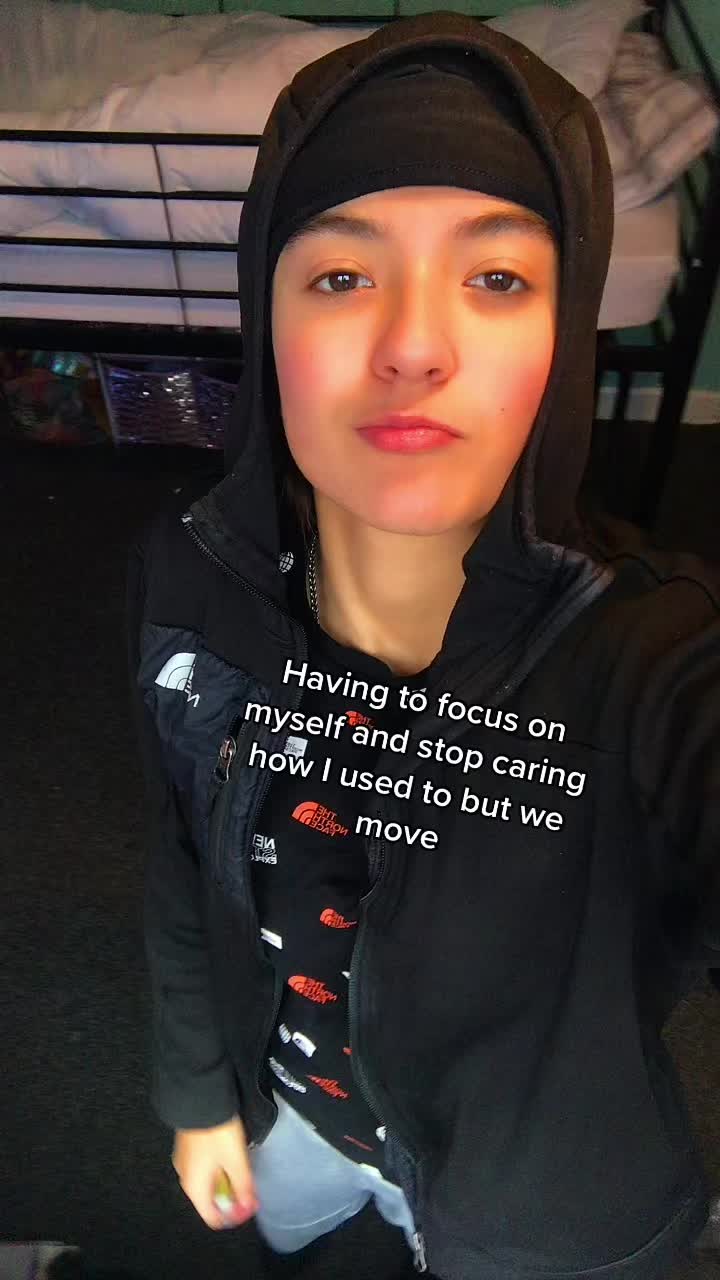 @CXŠH T 🧸