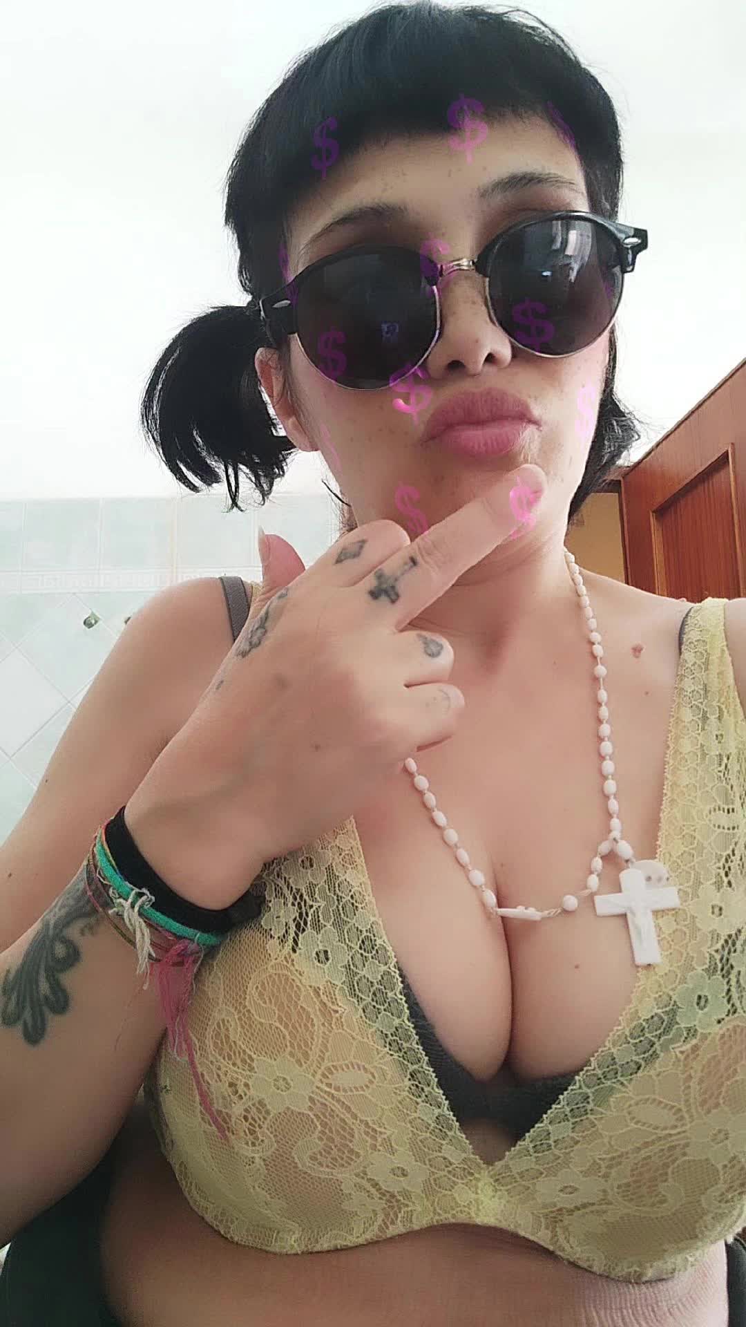 @BettyBrenda