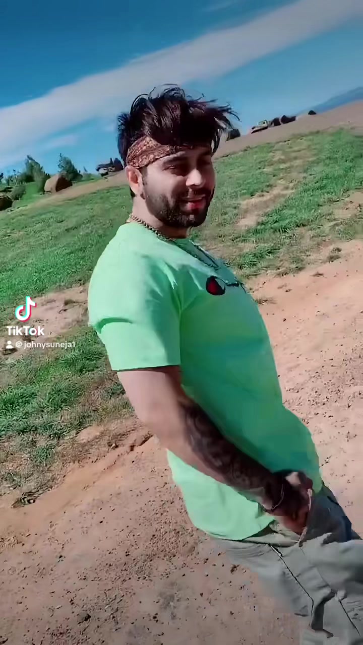 @johny Johny