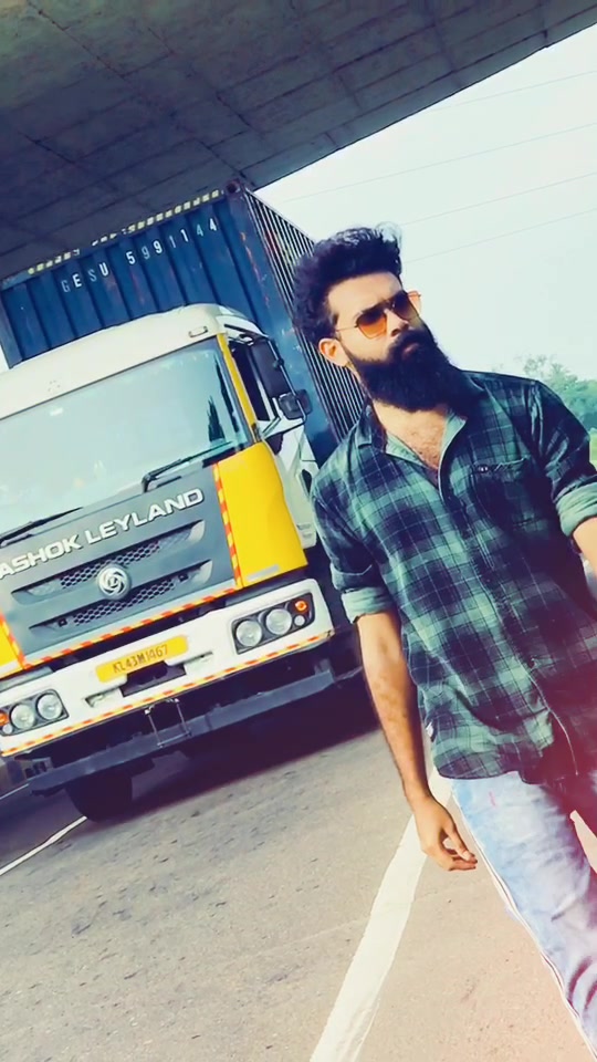@Thakkudu