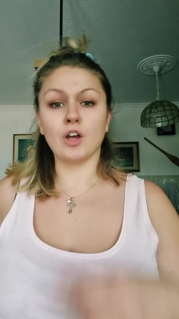 @Valentina