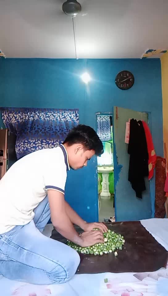 @Altamsh08