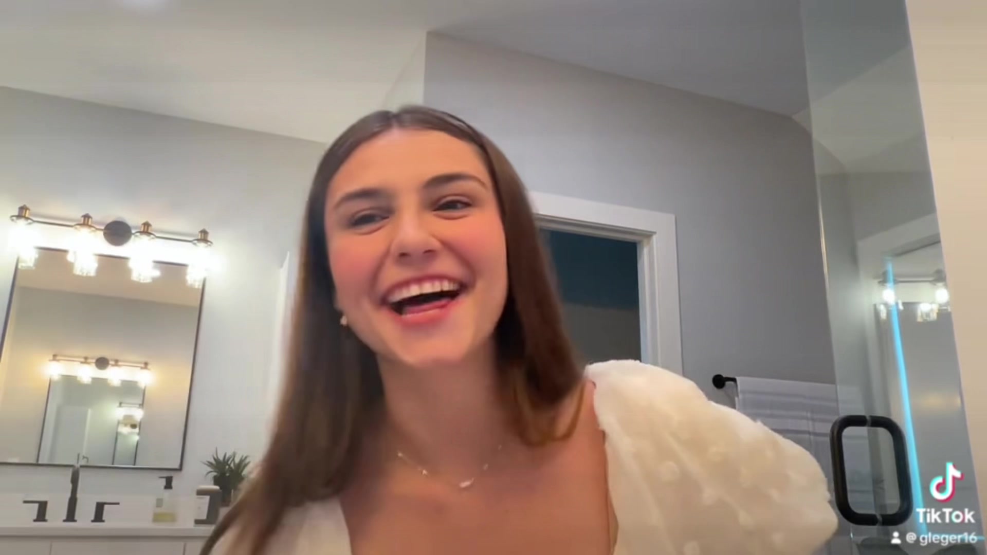 @GillianL