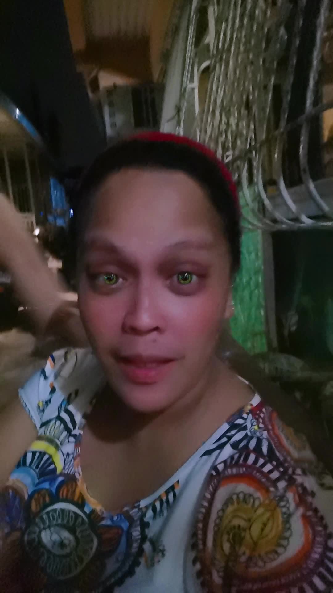 @honeyqo15
