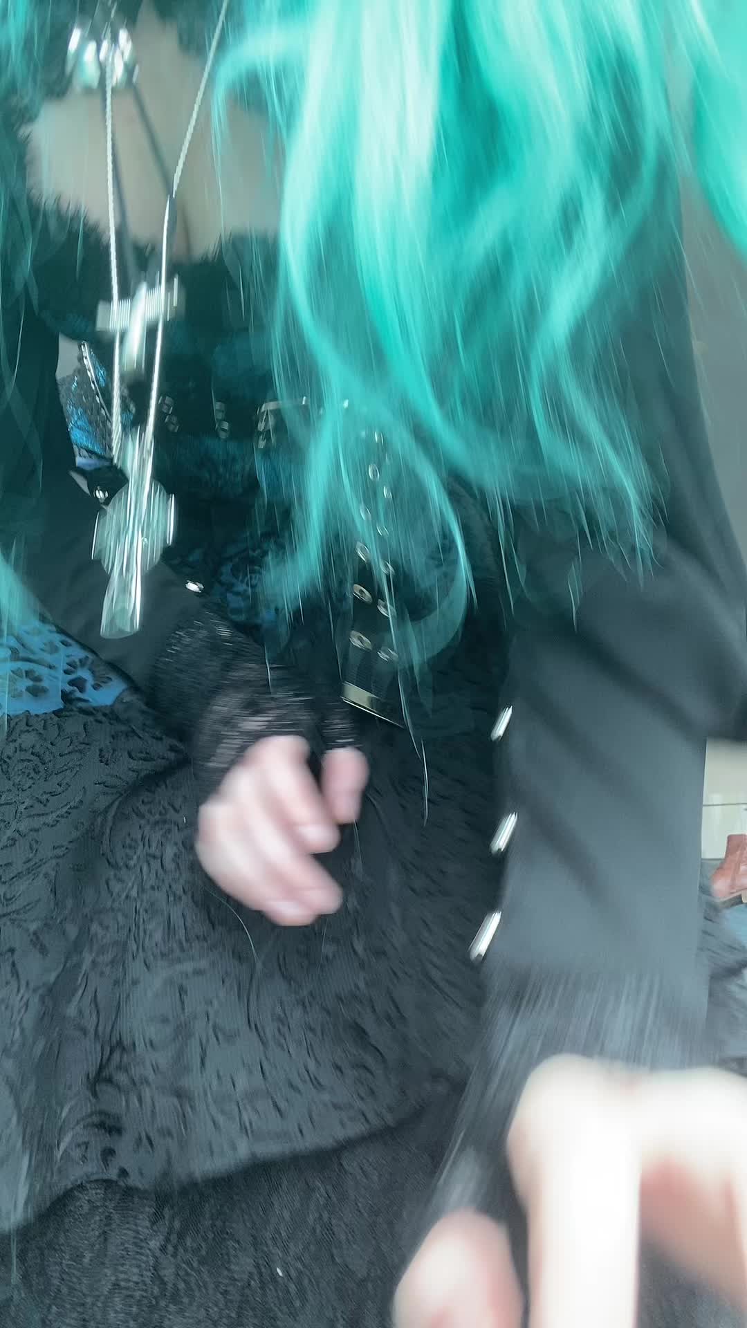 @Cass🖤🗝️