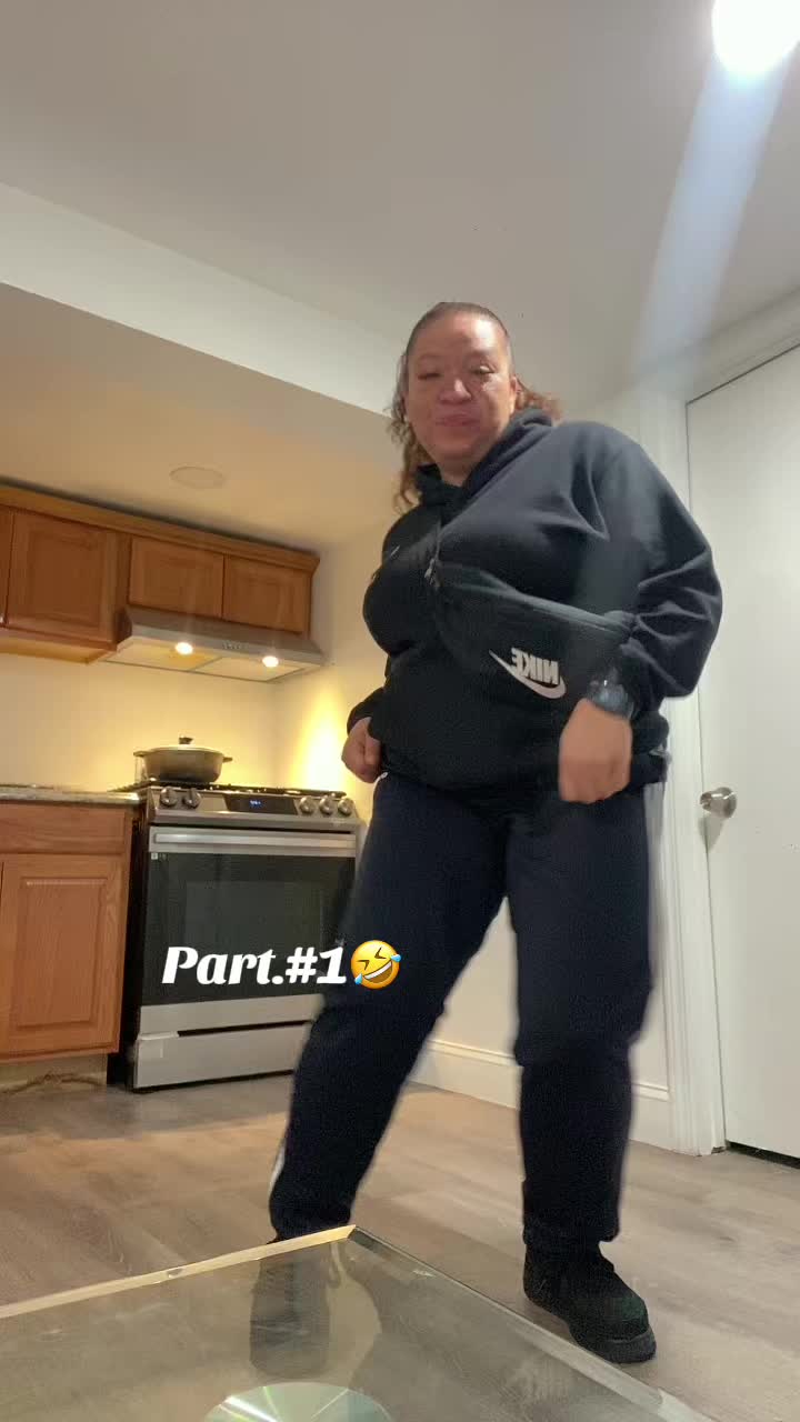 @🦋