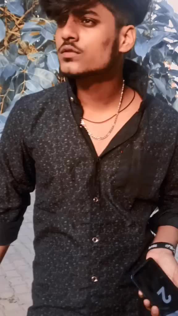 @(Mukesh_Oganiya🌈✨)