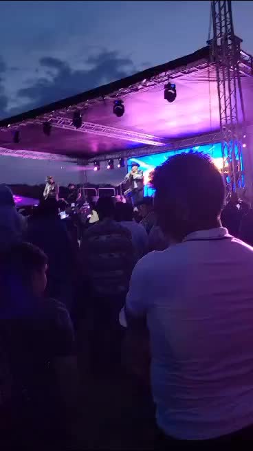 @Luna🥰