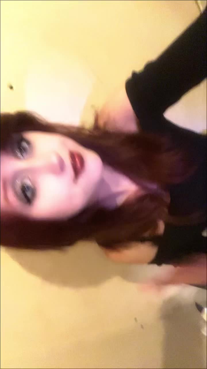 @Buggabae🧟&zwj;♀️