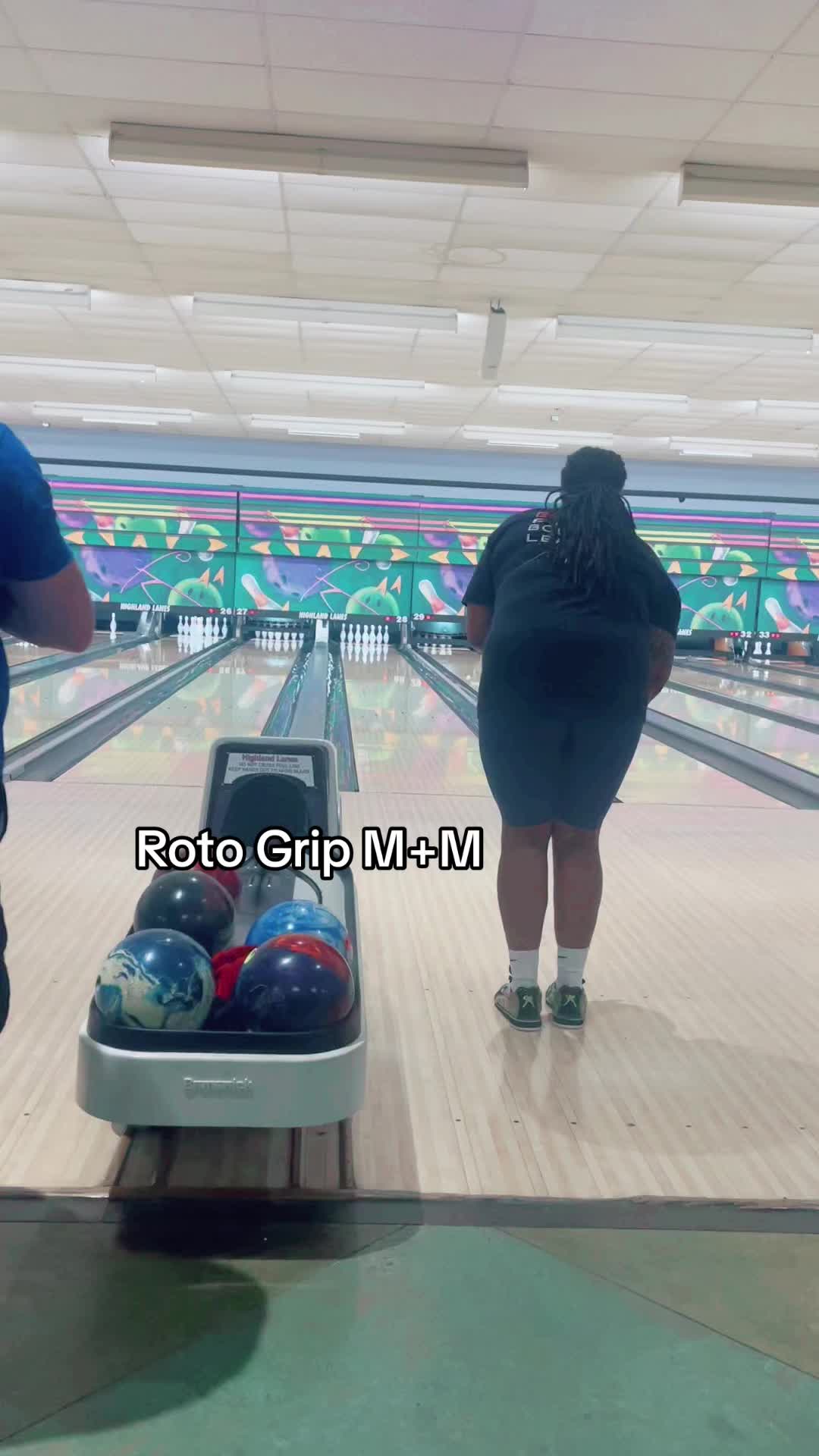 @Halle_Bowls