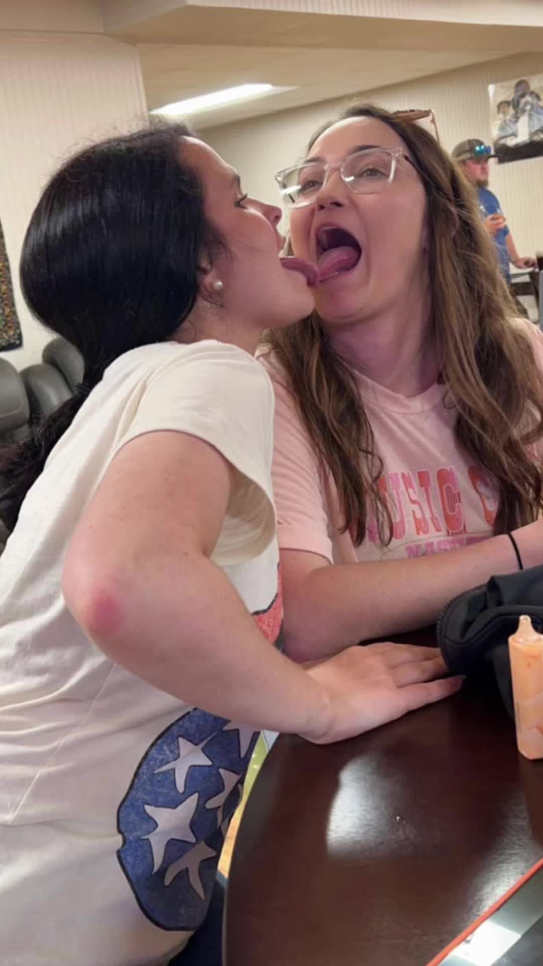 @Kim