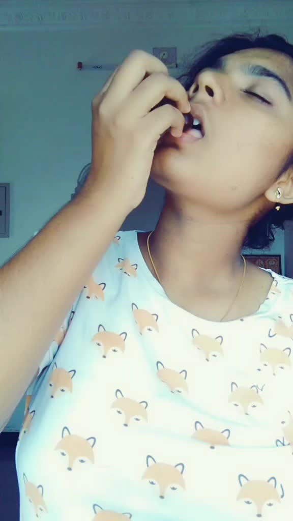 @mona._.0208_