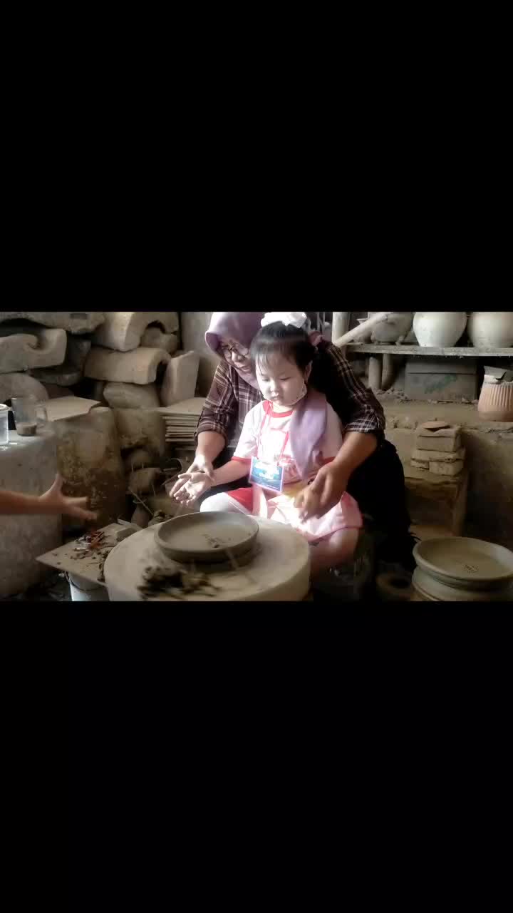 @KERAMIK USAHA KARYA