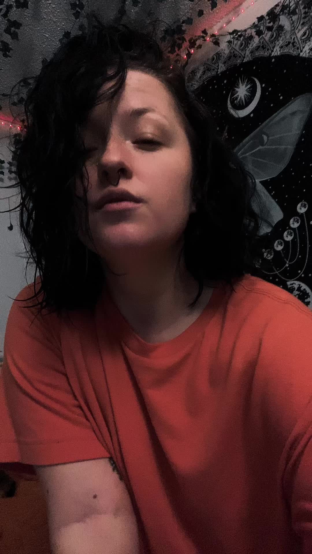 @honeyeyedcaela