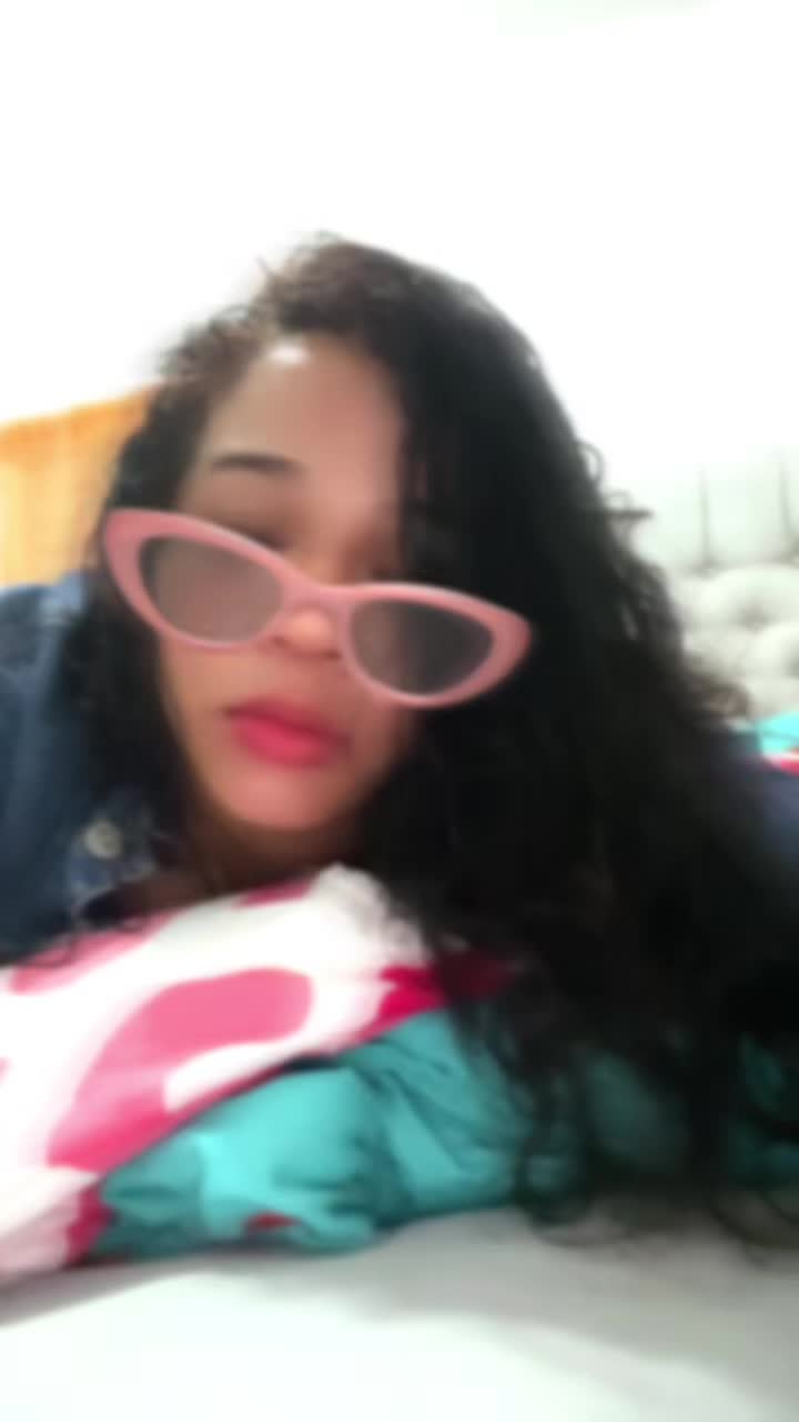 @Angelica25