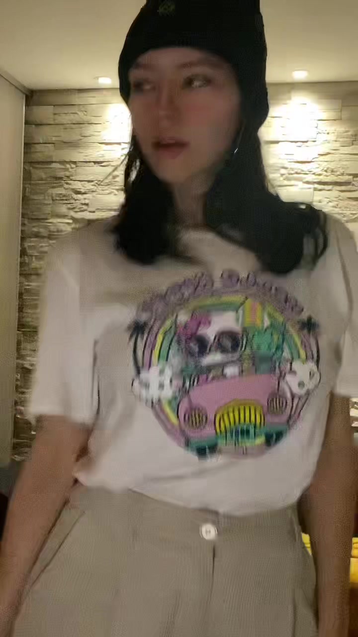 @Victoria